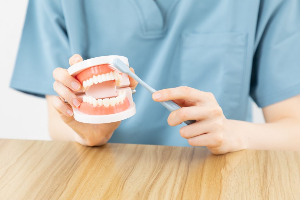 入れ歯の保存方法でよくある5つの質問